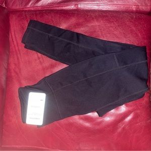 Fabletics motion 365 leggings